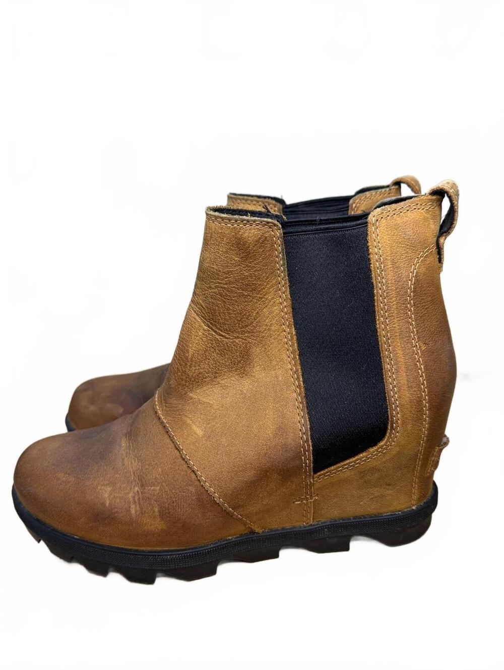 Sorel Joan of Arctic Wedge II Chelsea Cognac Brown Boots Women's Size 7.5